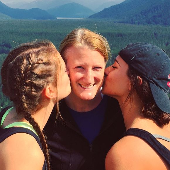 Meet your Posher, Jordyn - Picture 1 of 1